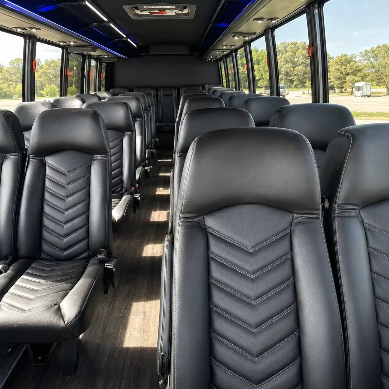 minibus rentals for smaller san mateo prom squads